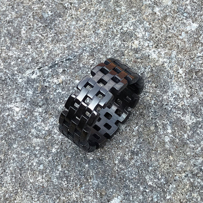 Kinz Mesh Titanium Ring