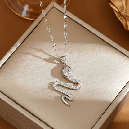 Snake Necklace With Rhinestone Design