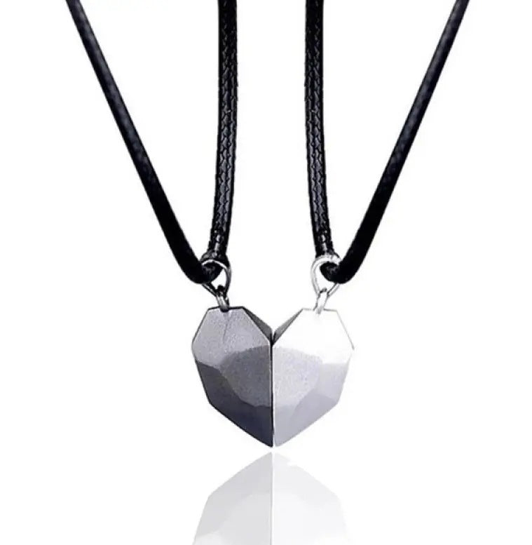 HeartLink™ Couples Magnetic Heart Pendants (2Pcs)